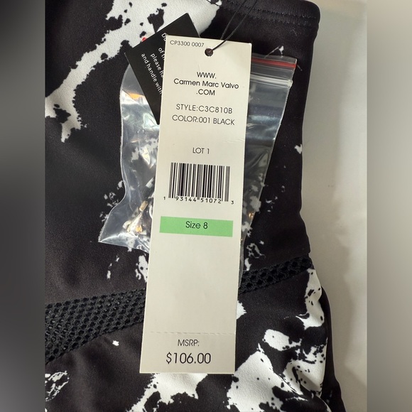 Carmen Marc Valvo - One-Piece Swimsuit with Mesh Detail - Picture 7 of 8